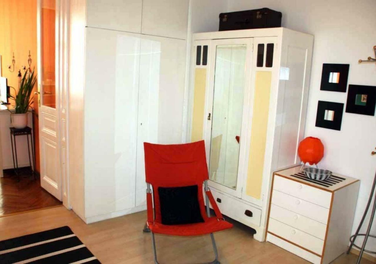 Cosy Appartement Close To City Wina Bagian luar foto